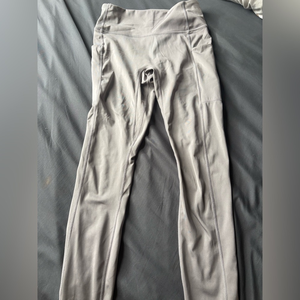 Fabletics Light Gray Legging’s